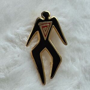 Laurel Burch Black & Gold Tribal Brooch
Size: OS